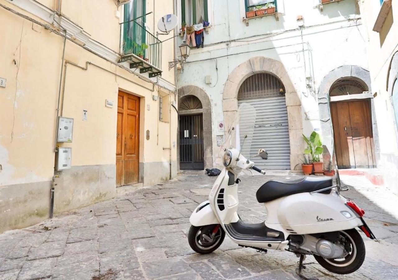 La Tata Home Salerno Esterno foto